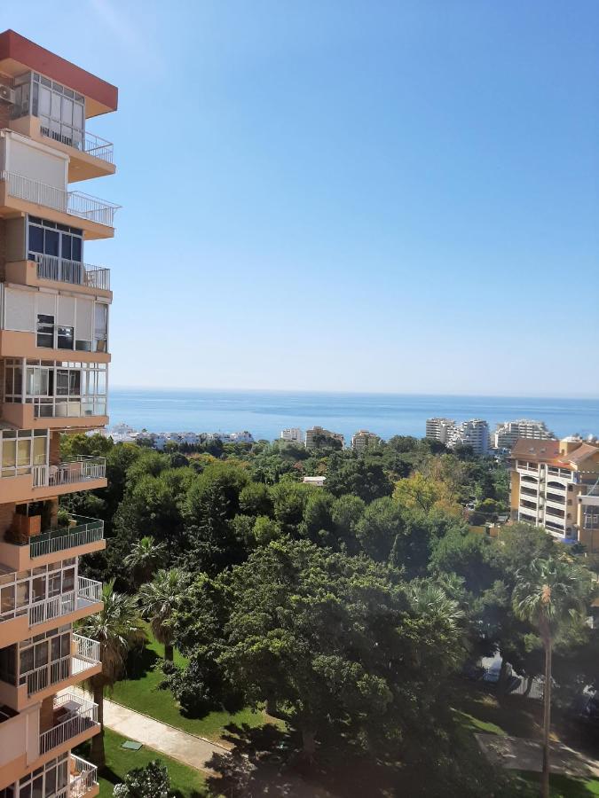 Sea View In Benalmadena Apartment Luaran gambar